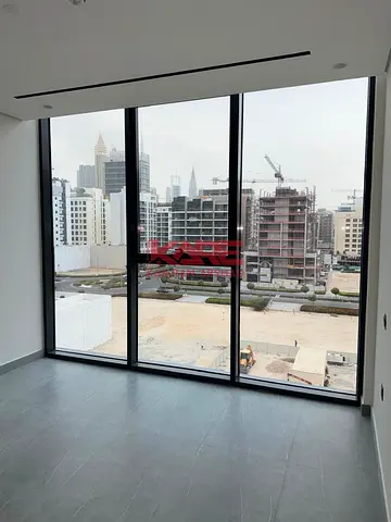 High-Return Investment Modern 1 BR Quality Living