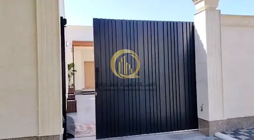 للبيع فيلا في الشارقه منطقة المنصوره دور واحد على شارعين زاويه
