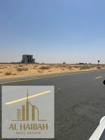 للبيع أرض في منطقة روضة القرط سكني تجاري