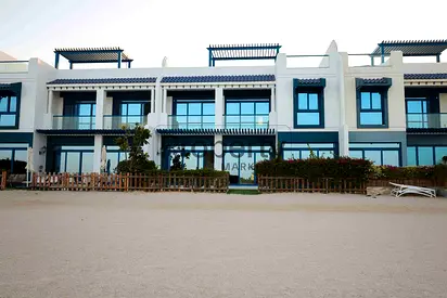 Premium | Private Access to Beach | Vacant