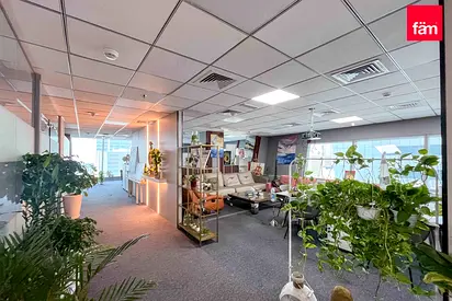 Open Work Space | Close To Metro | Partitioned