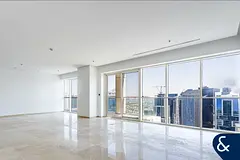 4 Bed Penthouse | Half floor | Marina View