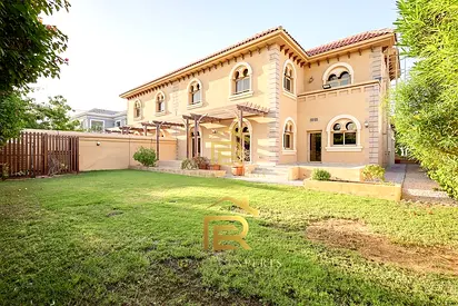 Spacious 3 BR Villa | Ready To Move in | Vacant