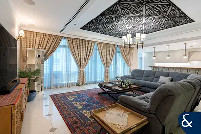 Full Seaview | Upgraded | Furnished | 5 Bed