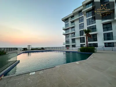Prime Location | Waterfront Community | Ready to Move