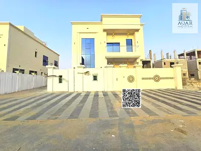 للبيع – فيلا فاخرة في الحليو 2 – عجمان | طابقين + روف | 6 غرف نوم ماستر | مجلس | صالتان | تشطيبات راقية | موقع مميز