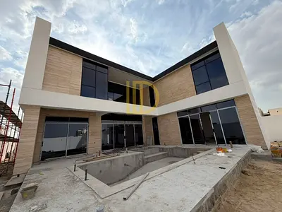 5BR Luxury Villa Rent | Lift, Pool | Next to Emirates Rd