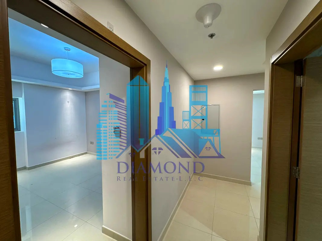 Vacant Sea view 2BHK For Sale in Horizon Tower