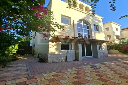 UNFURNISHED VILLA | MOVE IN READY | FREEHOLD