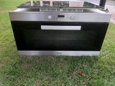 Miele Built-In H6290 B electric oven built-in 90cm integrated  model