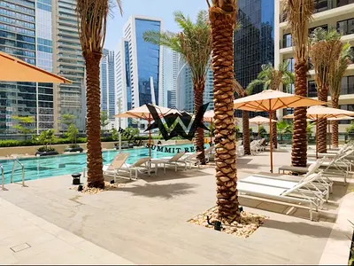 Hot Sale | 1BR| Legal Notice Served | Negotiable