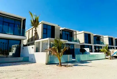 EXCLUSIVE 5 BR LUXURIOUS PRIVATE BEACH FRONT