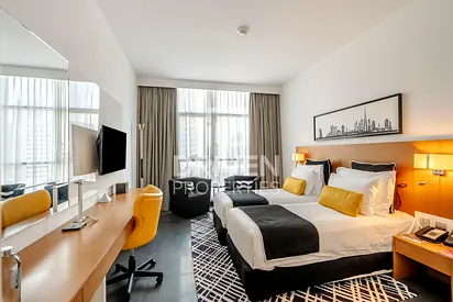 Well-managed | High-end Finishing and Vacant