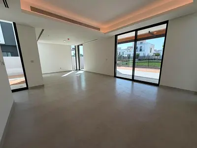 4 BR - ELIE SAAB 1 | GENUINE RESALE| ON POOL AND PARK