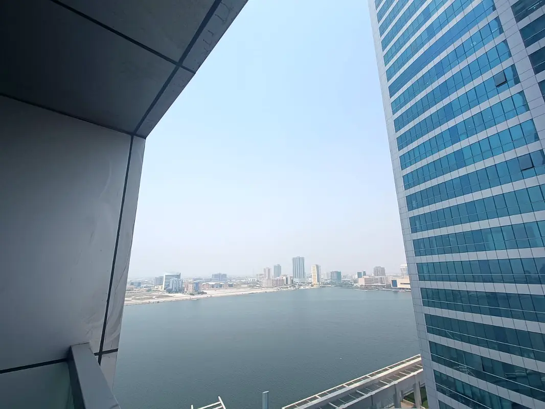 Spacious 1BHK || Sea View || Ready to Move in