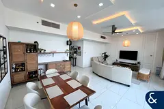 2 Beds | Park view | Upgraded | Huge Layout