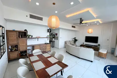 2 Beds | Park view | Upgraded | Huge Layout