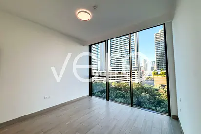 Brand New | Two Parkings | Modern Living