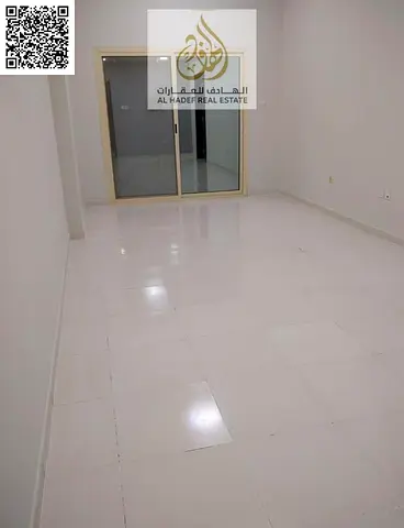 شقة غرفة وصالة للإيجار السنوي في مدينة الإمارات عجمان بمساحة مريحة وبناية عائلية مع تسهيلات دفع ومخارج سهلة لدبي والشارقة