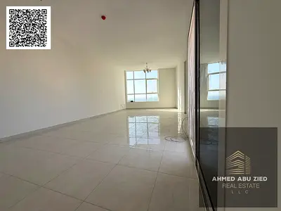 أكبر 3 غرف وصالة مع غرفة خادمة للإيجار السنوي بكورنيش عجمان – الرميلة | 4 حمام و2 بلكونة وباركينج مجاني بسعر مميز 72,000 درهم