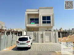 For sale: Townhouse villa with super deluxe finishing and exquisite decor, with the possibility of b