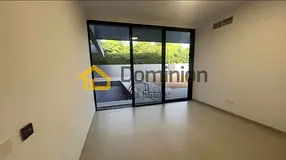 "READY TO MOVE / Freehold / Luxury / prime location