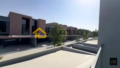 Luxury Community| Free Hold | Luxury Community