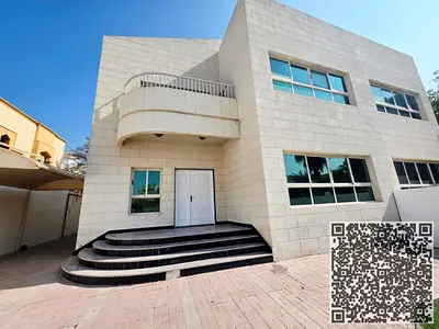 فيلا واسعة بأربع غرف نوم مع صالة ومجلس وغرفة للخادمة وحديقة خاصة وموقف سيارات | شرقان، الشارقة – 120,000 درهم إماراتي