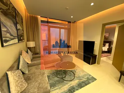 Vacant - luxurious 1 Bedroom Apartment - Distress Price- 1 million