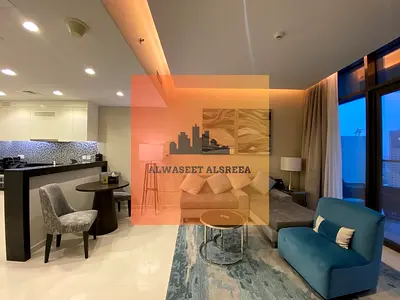 Vacant - luxurious 1 Bedroom Apartment - Distress Price- 1.15million