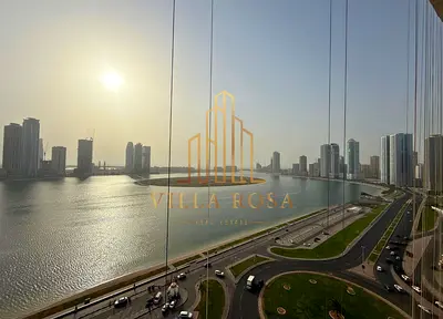 شقة فاخرة غرفتين وصالة مع إطلالة بانورامية على البحر والبحيرة