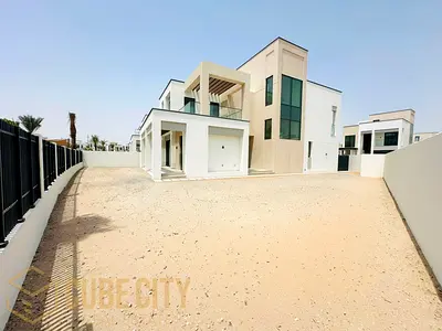 Large Corner Plot | Brand New Villa | Vacant