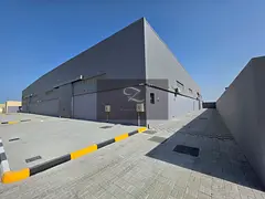Warehouses for rent in Al-Saj'ah / Al-Hanou Al-Jalil