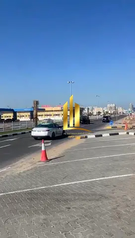 للبيع ارض سكنيه زاويه في منطقه سمنان ضاحيه حلون الشارقه علي الشارع العام