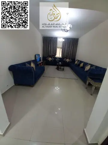 غرفه وصاله مساحه كبيره 2 حمام غرفه ماستر مع بلكونه فرش ارقى ايجار شهرى شامل الفواتير