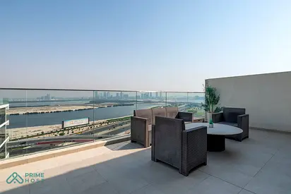 Unique-1,120 sqft || Terrace with Creek View || All Bills Incl.