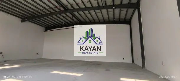 Industrial warehouse for rent with a total area of 9,000 sq. f with 135 KW power