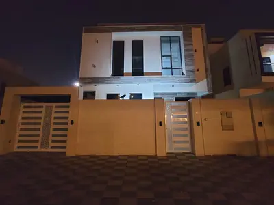 Luxurious 5-bedroom villa for rent in the prestigious Al Yasmeen area
