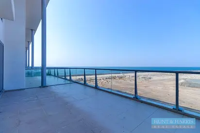 2 Bedroom Duplex Apartment for Sale Al Marjan Island - Double Balcony