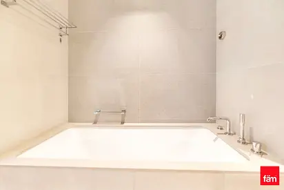 Burj Khalifa View | Dubai Mall Access | Modern 1BR