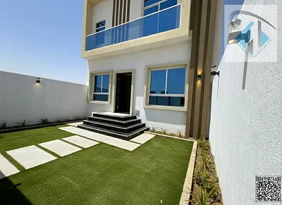 New villa for sale in Al-Haliyo area with outdoor space, consisting of two floors with bedrooms. Freehold ownership for all nationalities, including r