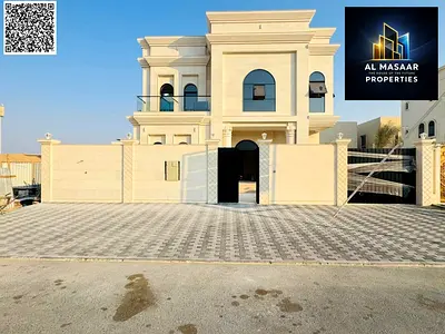 فيلا فاخرة للبيع طابقين ورووف و ملحق خارجى مساحة الارض 5200 قدم بسعر قابل لتفاوض