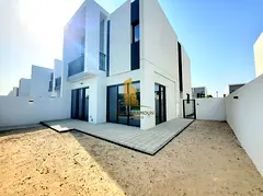VACANT | NEARL POOL AND PARK | PRIME LOCATION