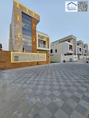 Luxury villa with ground floor, first floor, and roof (ready to move in) with an elegant interior design, registration fees included.