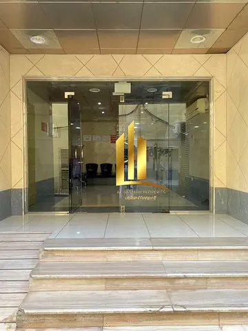بنايه للبيع في الشارقه الشويهين علي شارعين امامي وخلفي تملك مواطنين وخليجيين