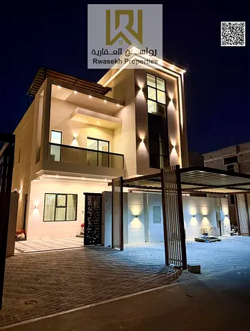 Modern Ultra-Luxury Villa with 4 Kitchens & Premium Décor