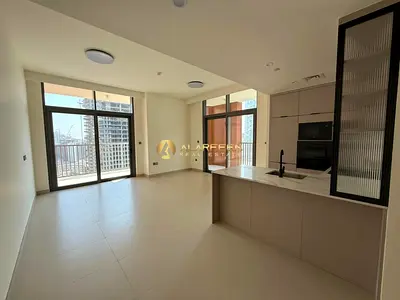 Spacious Layout | Higher Floor | community view
