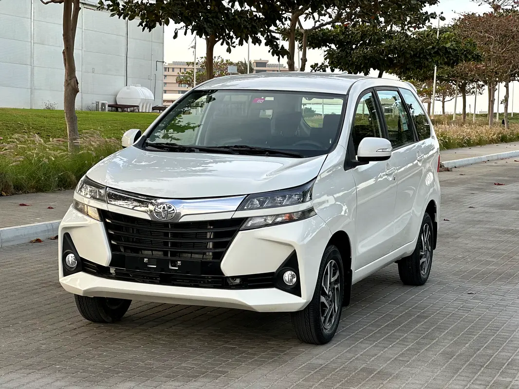 Toyota Avanza 2020 — photo 1 of 12