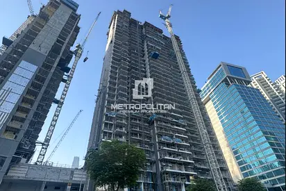 Resale | Peninsula and Canal View | Middle Floor