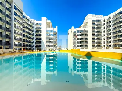 Bright | Spacious Terrace | Ready to Move In